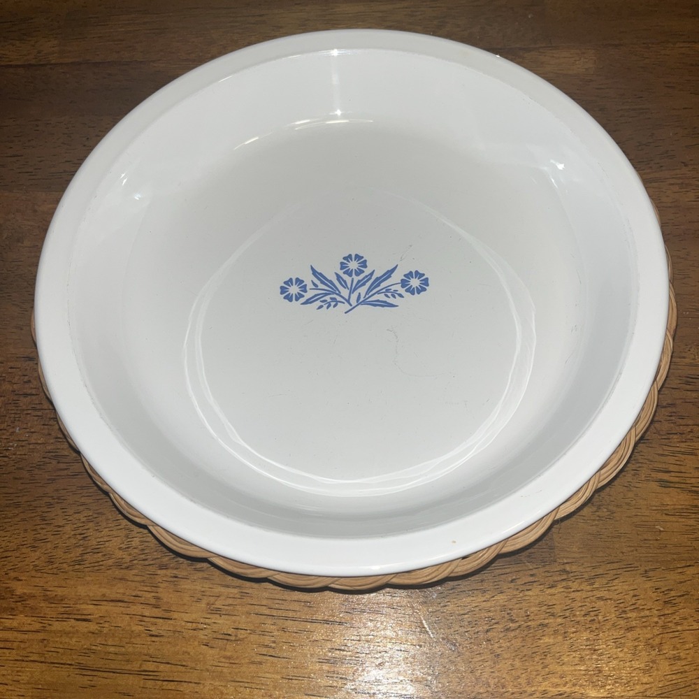 Vintage Corning Ware Blue Cornflower P-309 9-Inch Pie Plate